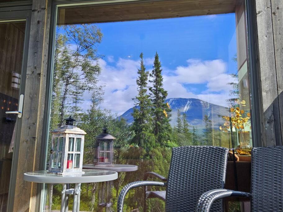 Ny Leilighet Med Flott Utsikt Til Gaustatoppen Rjukan Esterno foto